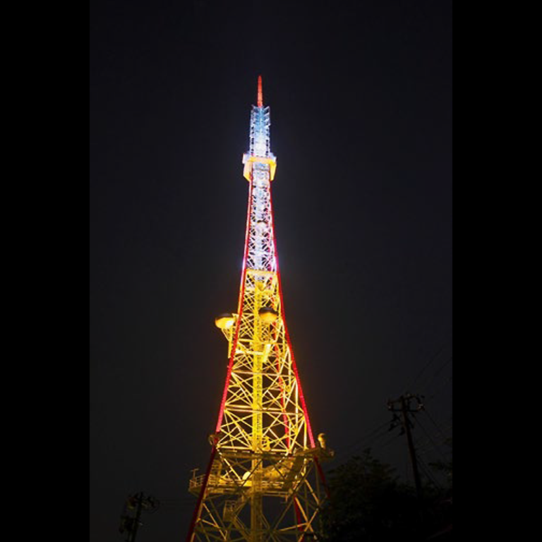 仙台スカイキャンドル 世界ダウン症の日ライトアップ